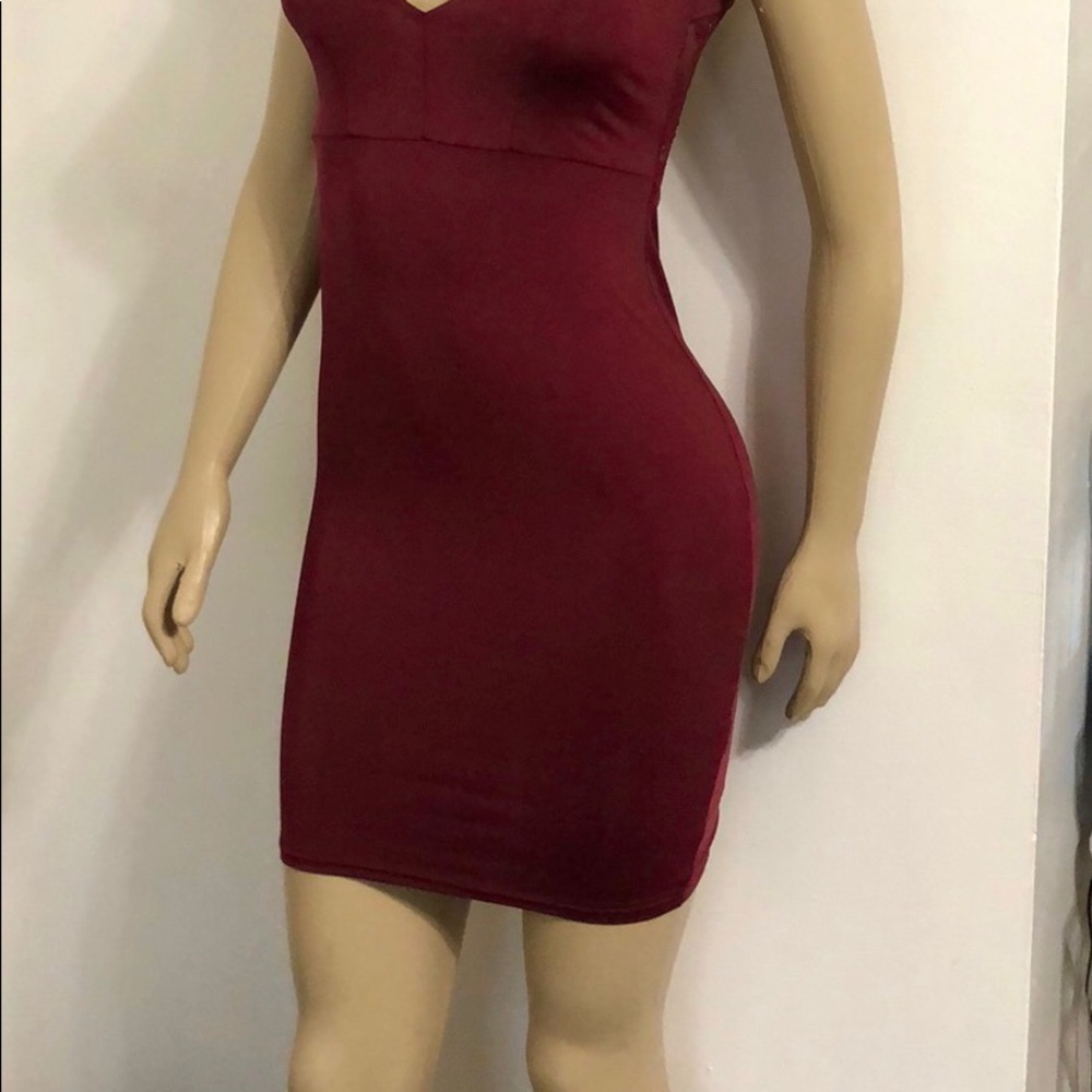 ๐4 for $20๐ NWOT Elegant Dress - Picture 7 of 8